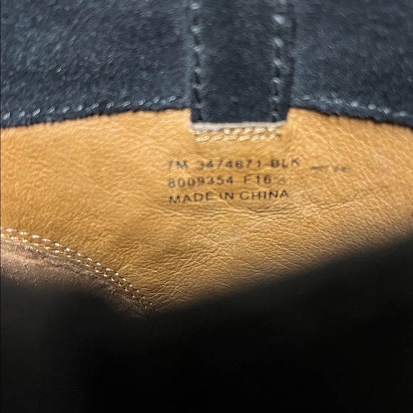 Like new Frye Myra Boots/Booties. Black Suede. Size 7 - Picture 7 of 12